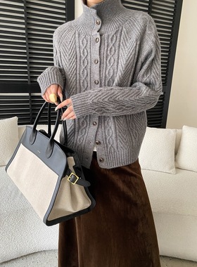 司南 冬日物语 慵懒风复古绞花立领保暖针织开衫毛衣外套 SN8470