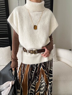 司南 高智松弛 温柔风高领套头宽松叠穿无袖坎肩针织马甲 SN8697