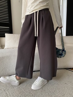 司南 早春新款 廓形感松紧腰弯刀剪裁阔腿宽松九分休闲裤 SN8606