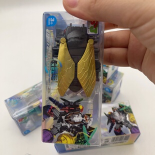 新款昆虫五合体炫酷组合昆虫机甲蜻蜓蜜蜂战队益智积木男孩玩具