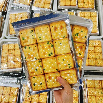 台湾香葱手撕牛扎夹心饼干
