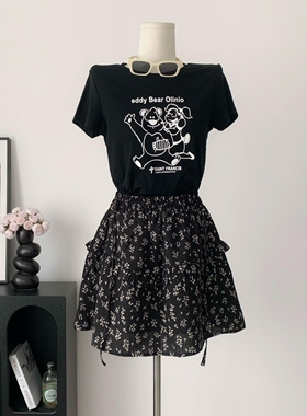 Goo Go Eyes点缀浪漫黑色碎花半身裙女新款夏季甜辣设计感短裙子