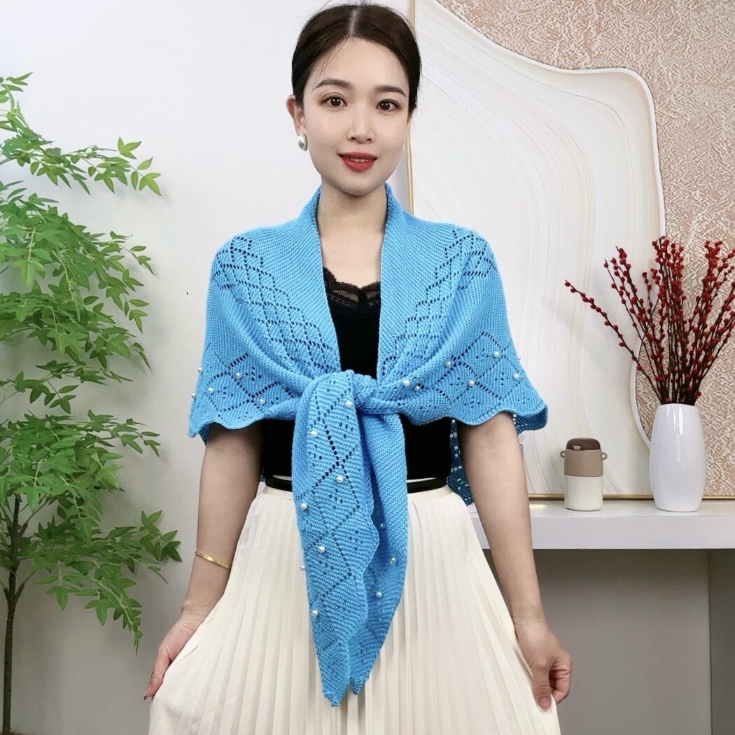 予凡【新款初秋披肩】女士升级版三角钉珠美人鱼针织护颈披肩