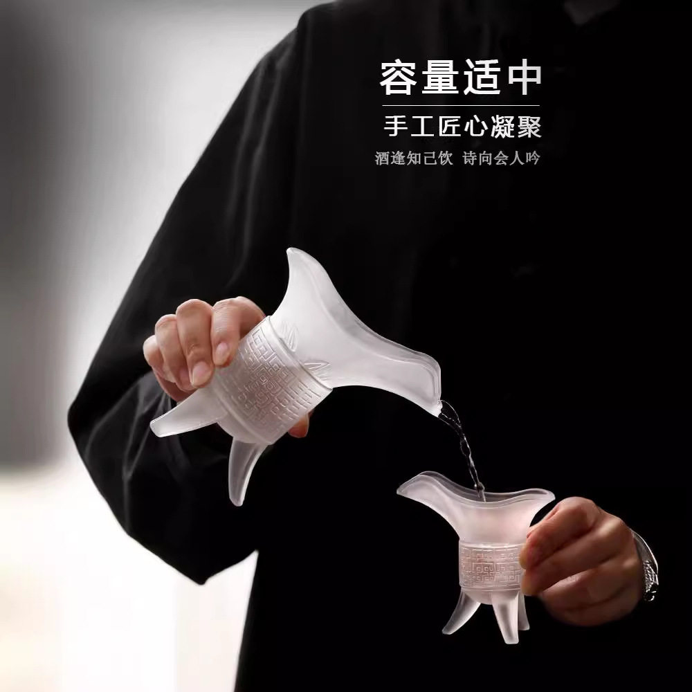 新款 玻璃仿古爵杯分酒器复古酒壶酒杯套装喝酒杯子白酒帝王杯古