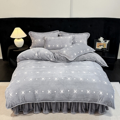 玉芙妮母婴级牛奶绒四件套8斤左右加厚三件套法莱绒金貂绒无静电