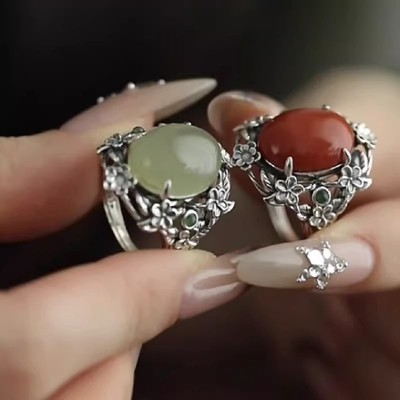 925银复古新中式镂空繁花晴水和田玉南红蛋面戒指环开口调节简约
