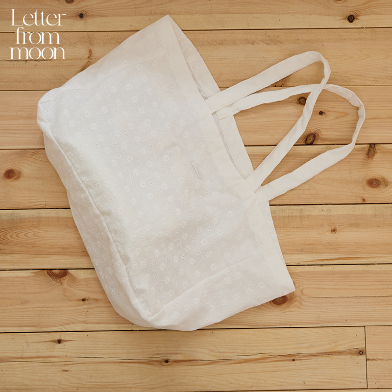 Letter from moon纯棉蕾丝logo包2025年夏季新款大容量手提织物包