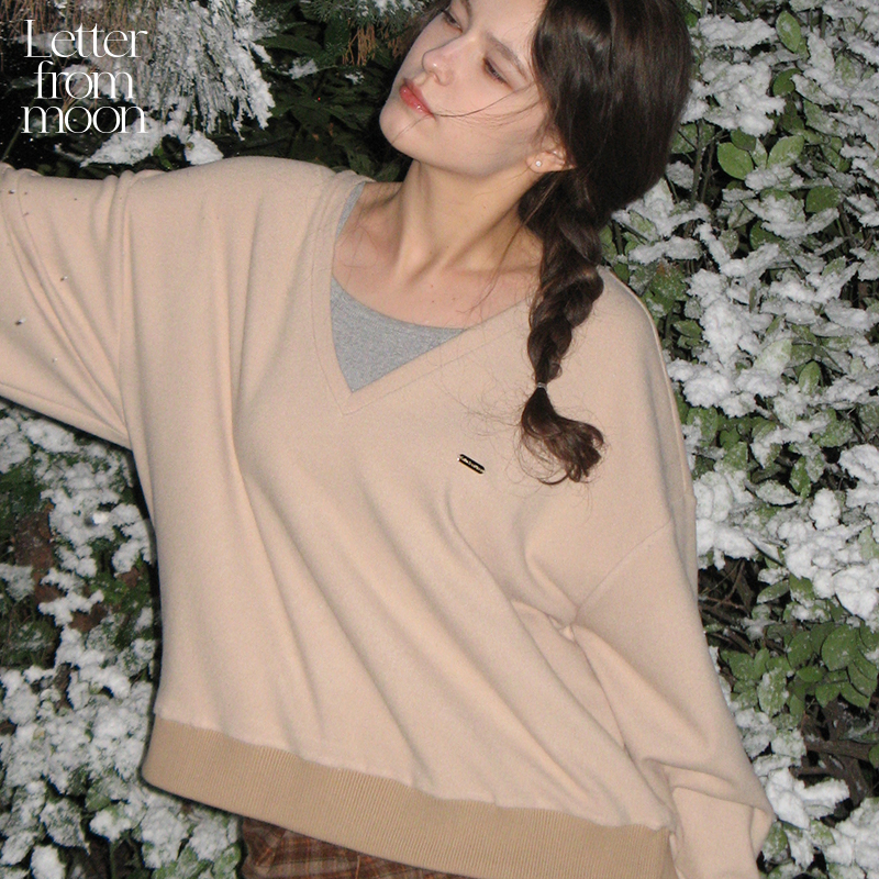 Letter from moon深V亲肤休闲卫衣女2024冬季新款简约百搭上衣