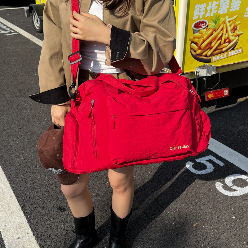 大容量短途旅行包女手提轻便出差行李袋男扩容斜挎防水运动健身包