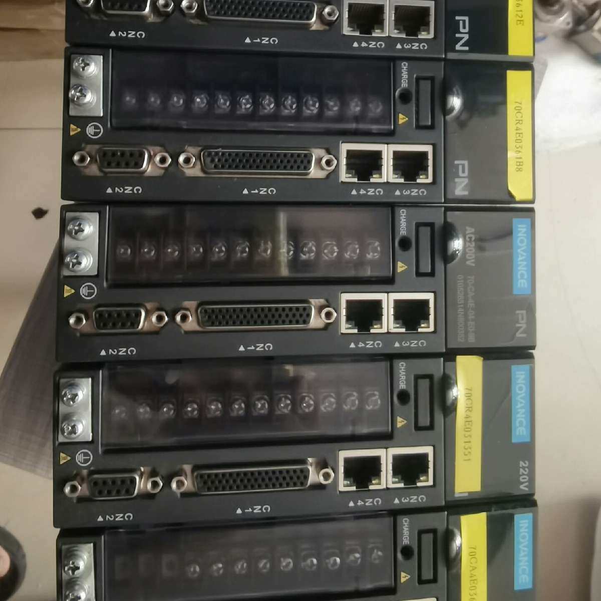 伺服FS驱动器，lS610FS2R8l一XH，400W驱