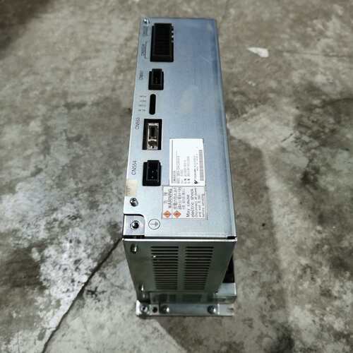 DX100整流器SRDA-C0A12A01A-E ，实物
