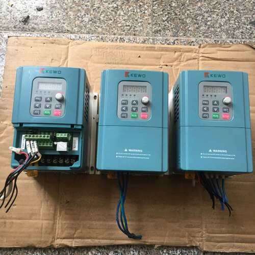 科沃AD100变频器1.5KW/220V实物三台