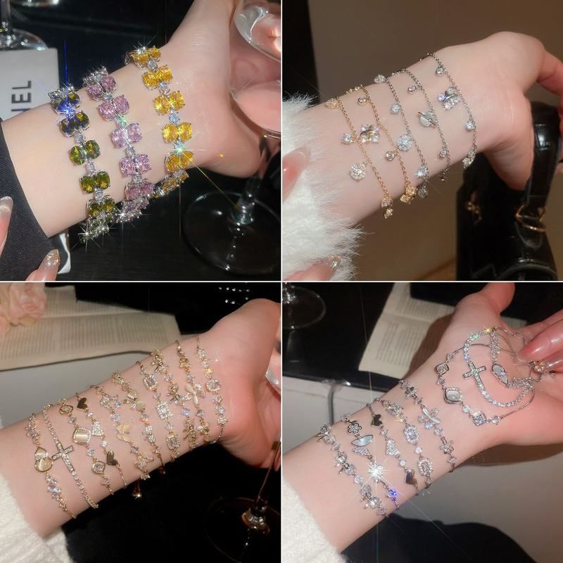 手环吊坠女手饰精致百搭轻奢时尚