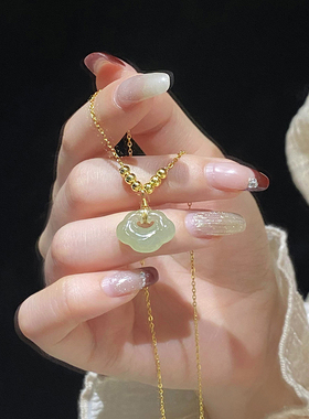 Bluehour天然和田玉项链女轻奢小众祥云吊坠平安锁母亲节礼物