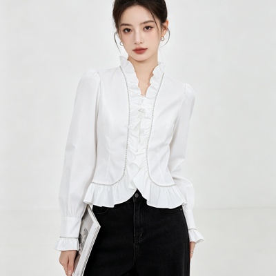 春季设计感泡泡袖小衫女