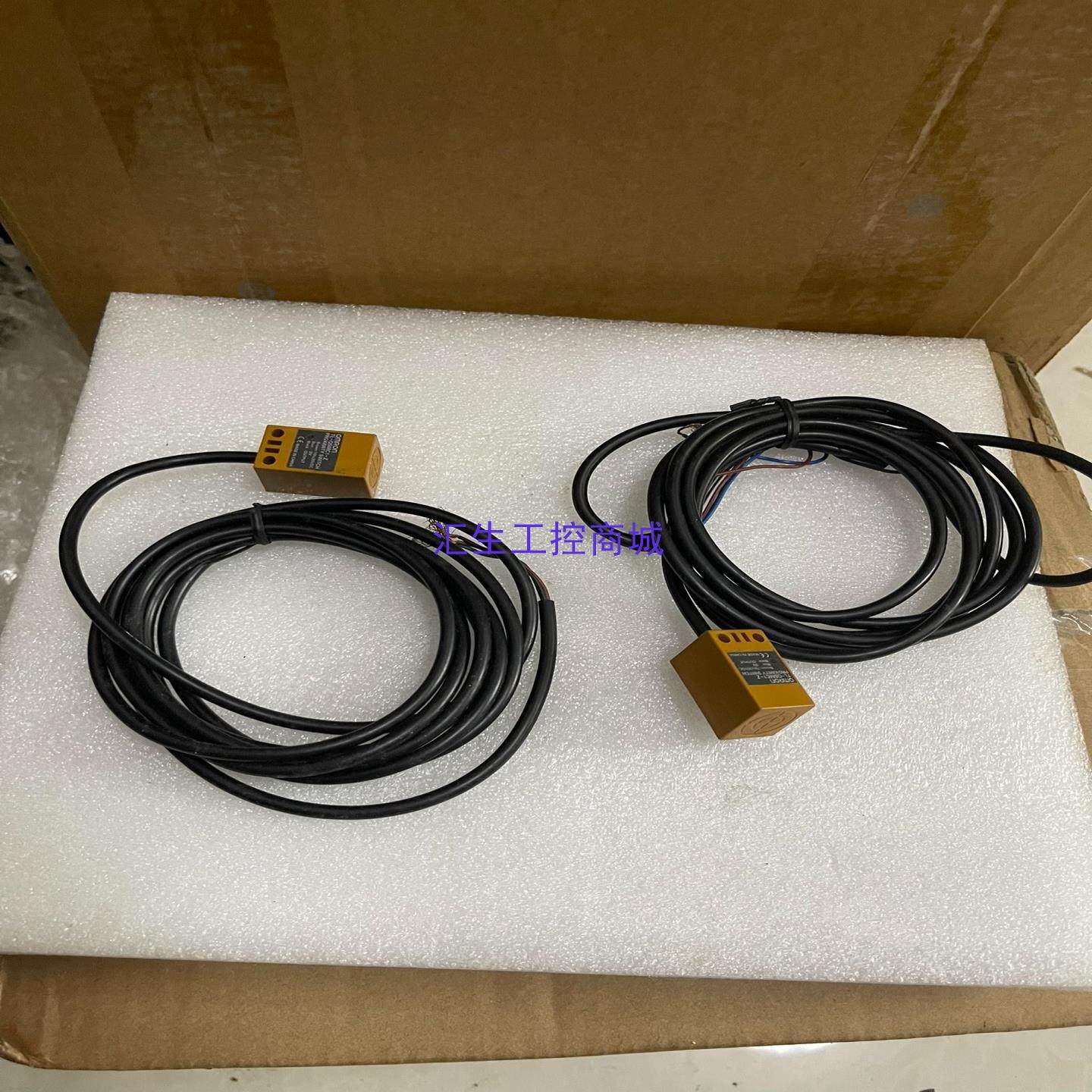 [汇生工控]欧姆龙E3S-RS30B4-30光电开关成色如图总共