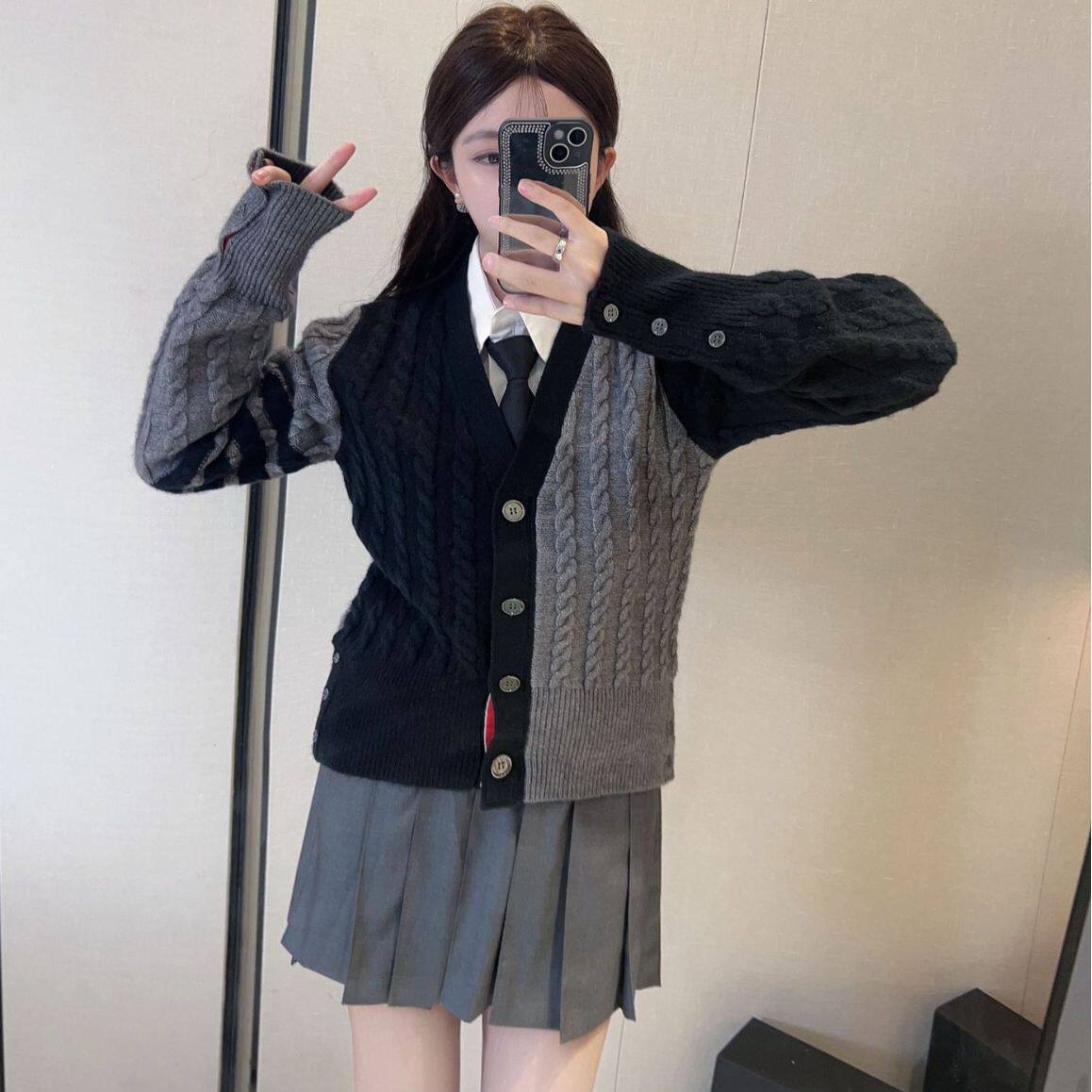 韩版TB针织衫女2023秋冬款学院风拼色小麻花短款收腰开衫外套