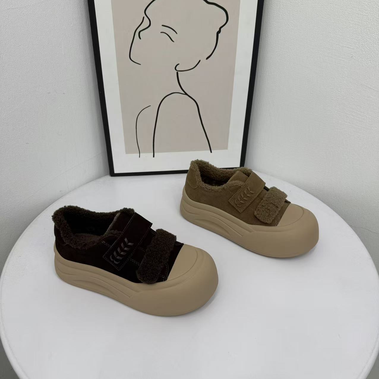 厚底羊羔毛毛鞋女2025冬季新款真皮面包鞋复古加绒保暖休闲鞋子潮