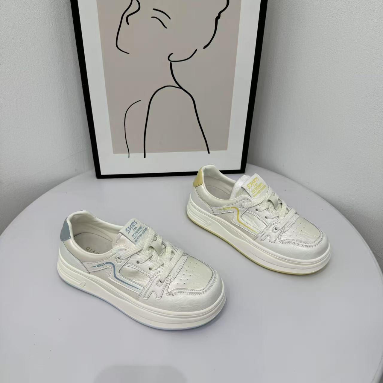 真皮小白鞋女2025早秋新款韩版百搭舒适软底圆头休闲运动学生板鞋