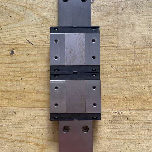 议价THK RSR15WVM 导轨长度523mm维修