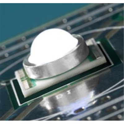 XRCWHT-L1-0000-009F5《White 80.6lm XLamp XR-C LED》