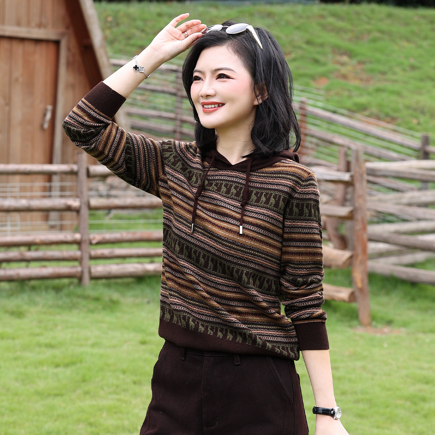 拼接连帽费尔岛提花羊毛针织衫