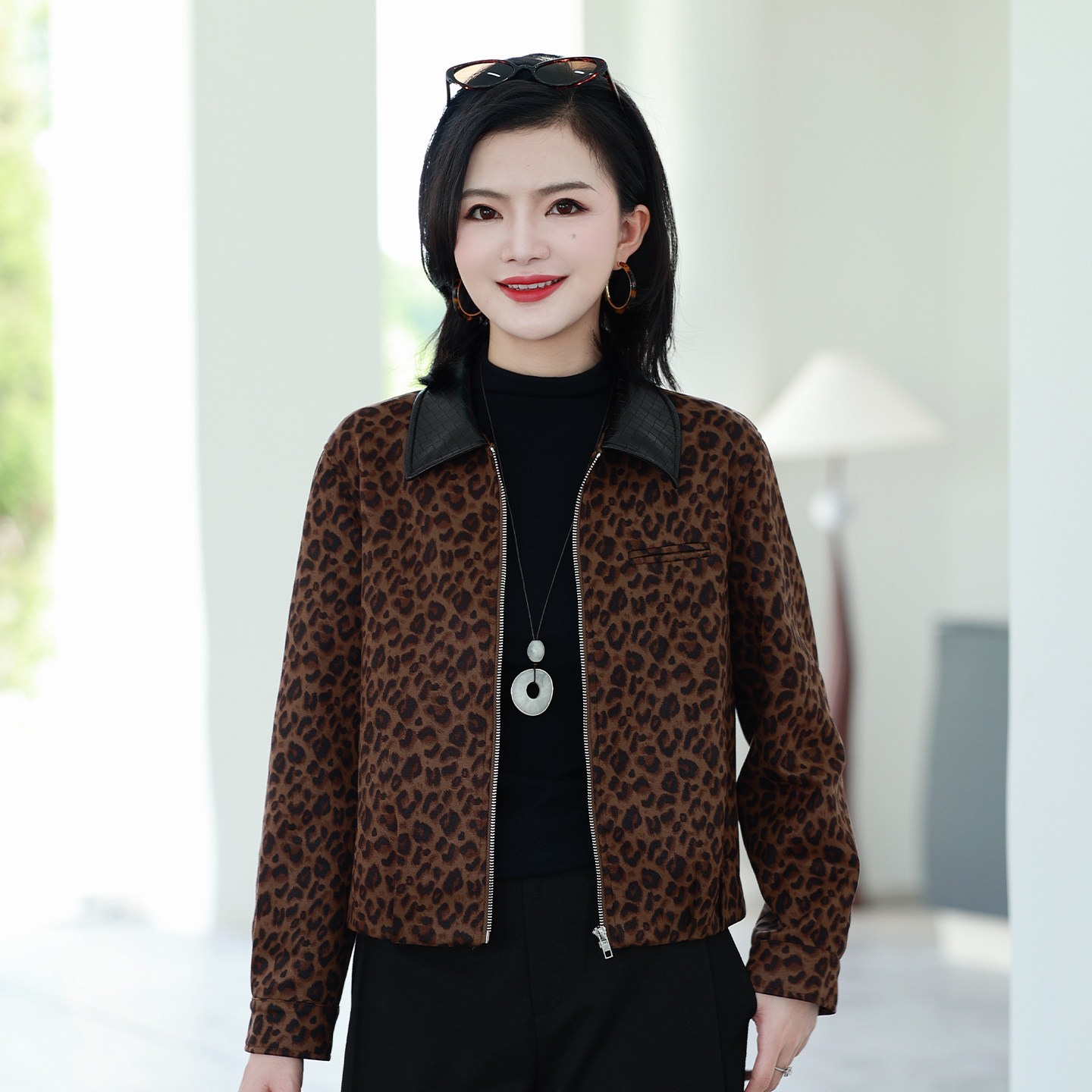 枫竺阿楠酷飒风翻领豹纹外套女秋季新款复古时尚休闲百搭通勤夹克