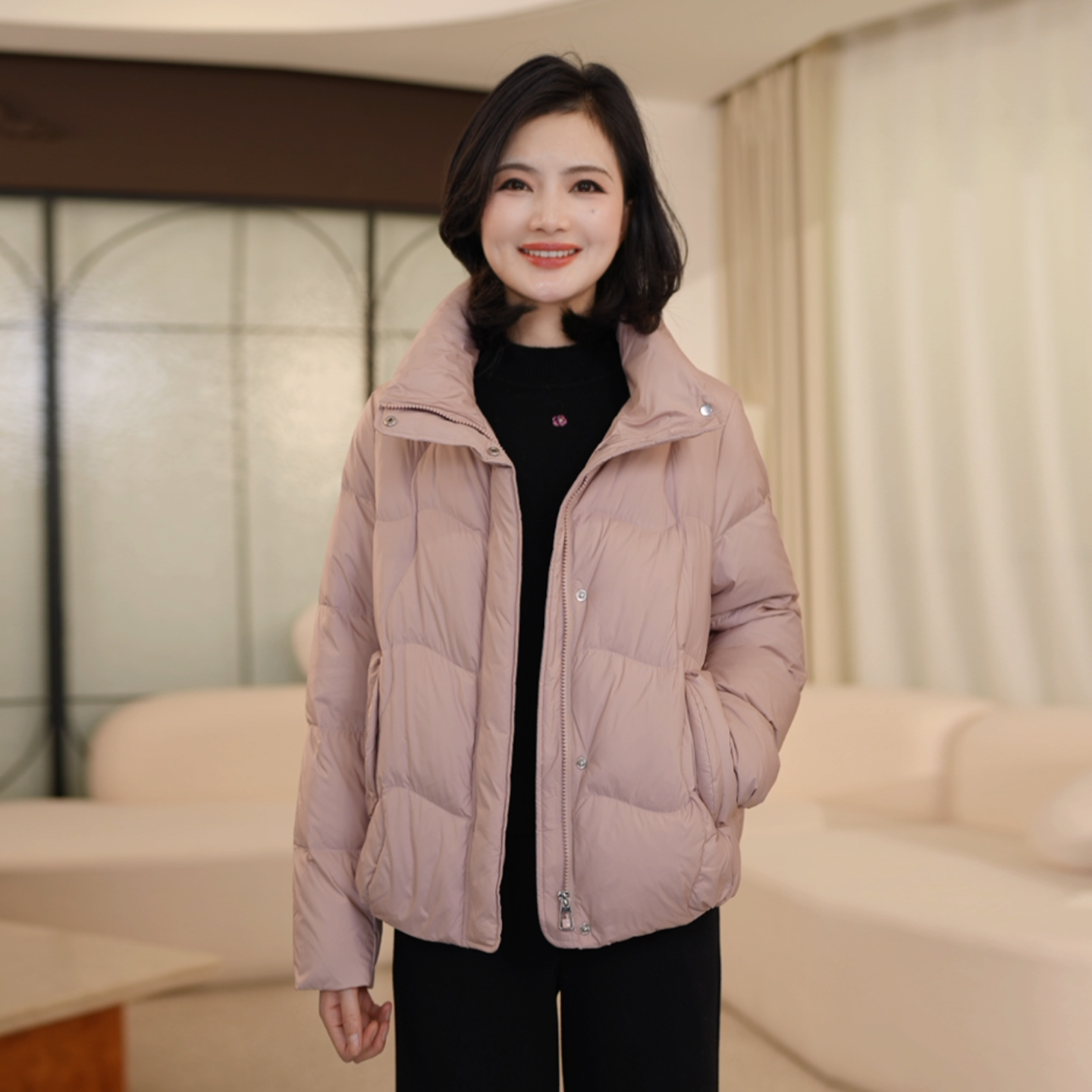 枫竺90白鸭绒立领保暖零压感粉色减龄短款羽绒服女2025冬季新款