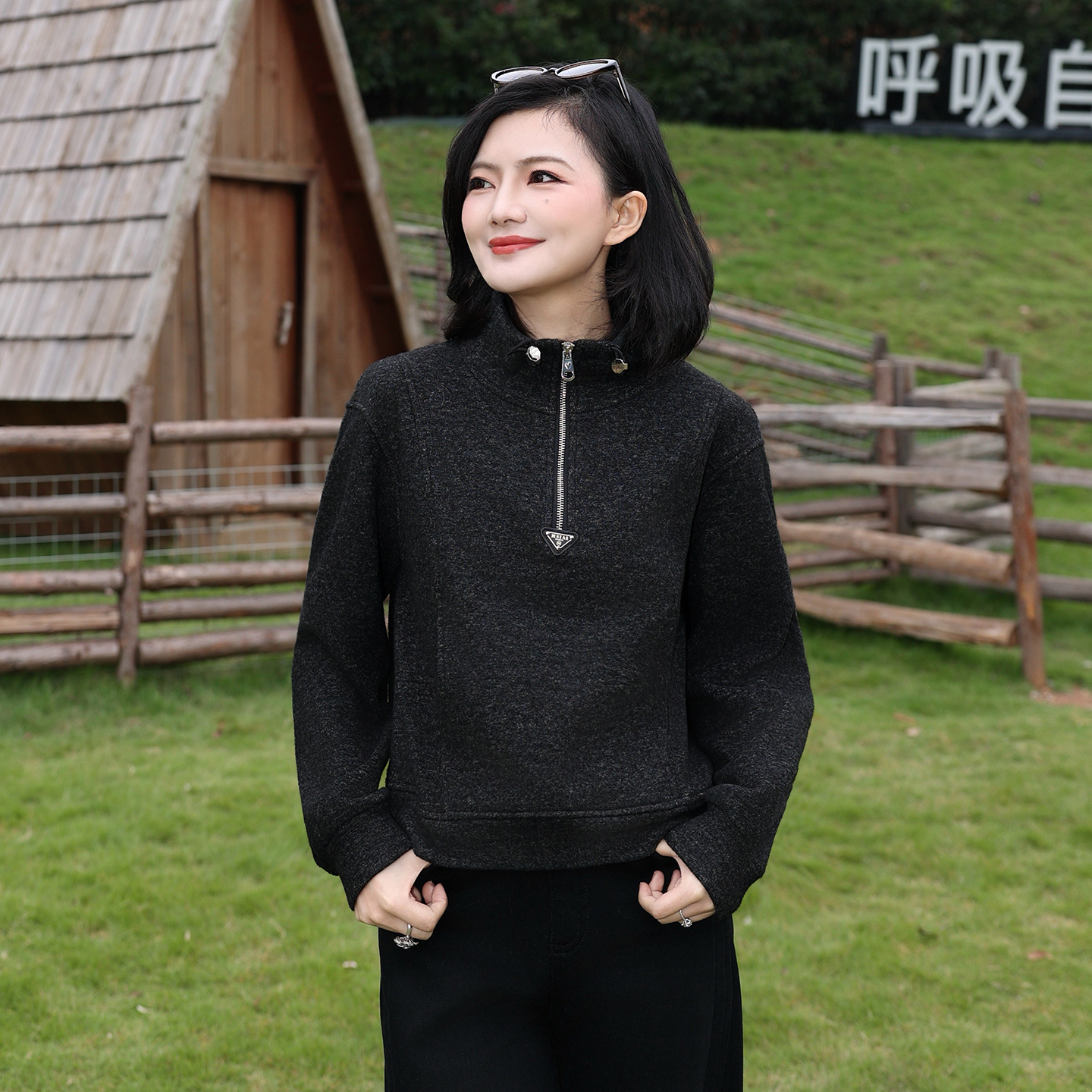 简约通勤半拉链立领加绒加厚卫衣