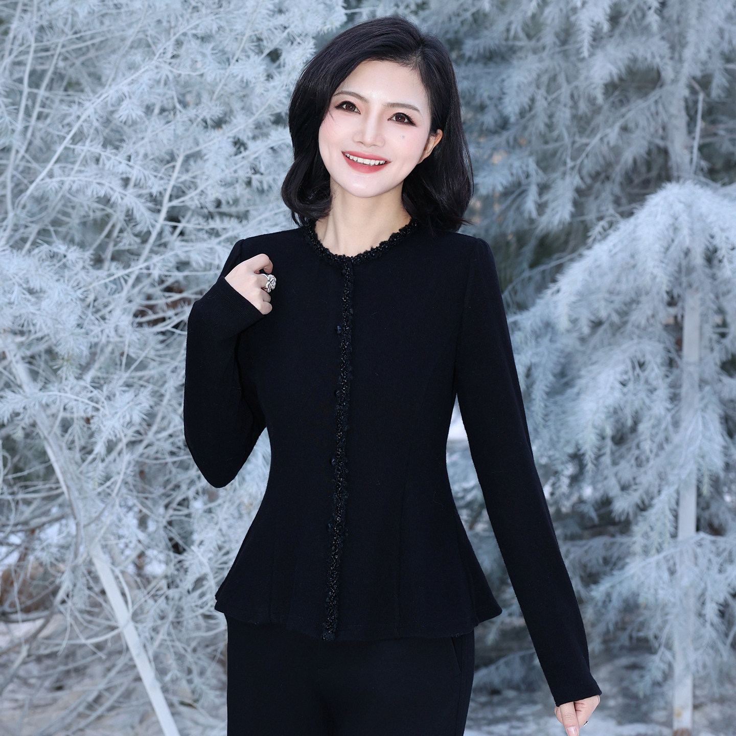 小香风亮片钉珠显瘦收腰衬衫