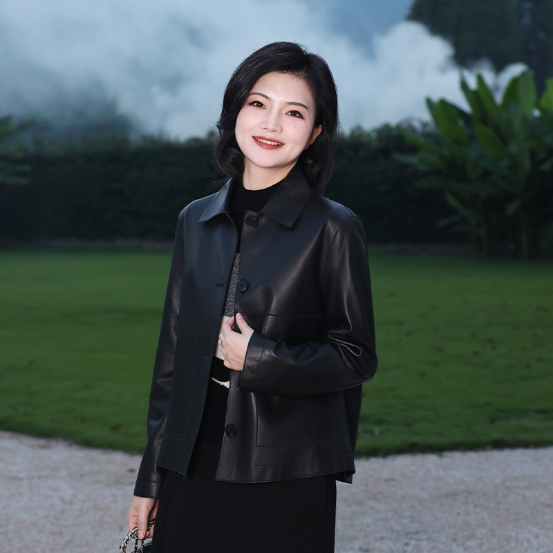 2023秋季新款复古洋气皮夹克女
