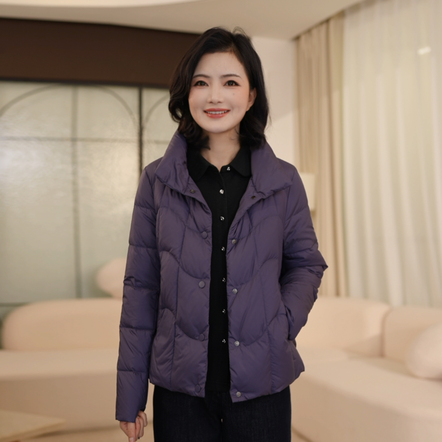 紫色短款通勤立领90白鸭绒羽绒服