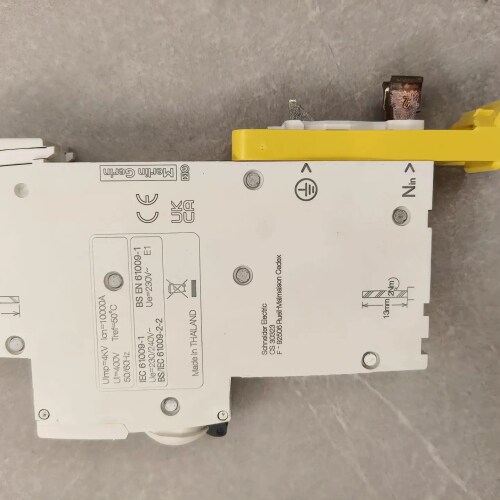 非标价原装  iC60H RCBO漏电A9D56820议价