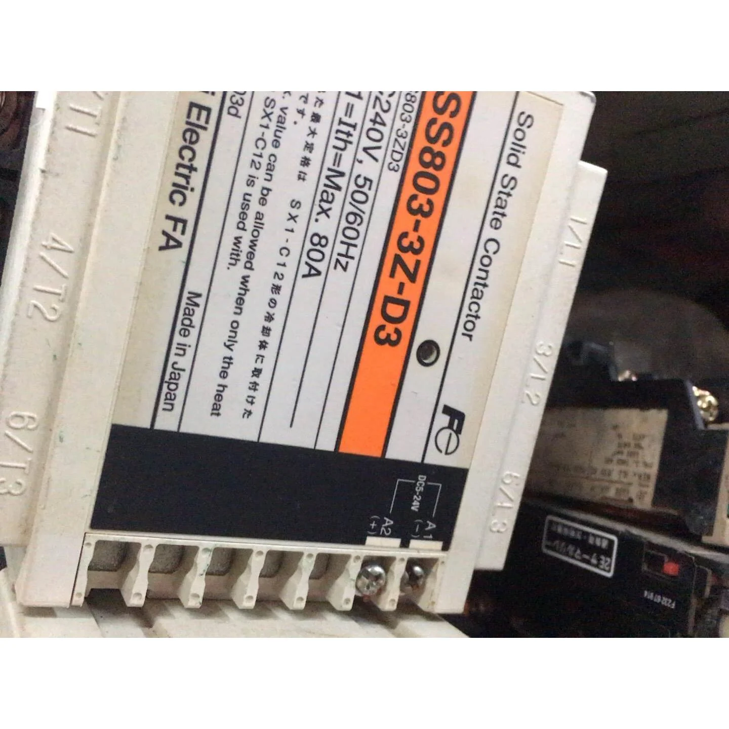 非标价富士三相固态继电器SS803-3Z-D3AC240V80A拆议价