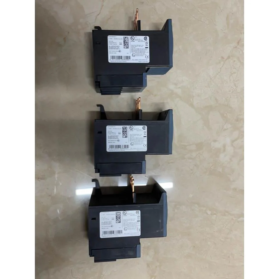 非标价西门子继电器 3RB3036-1WB0 数量3个标价是单价议价