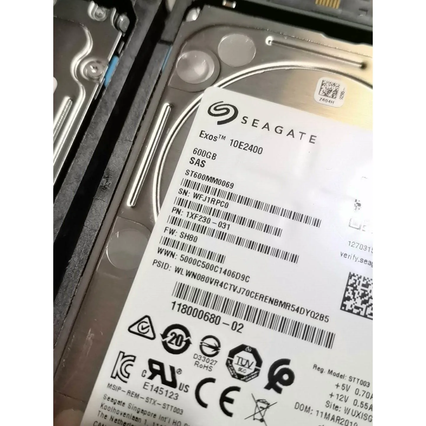 非标价EMC 存储硬盘柜 600G 2.5寸10K 005052议价