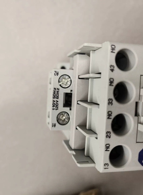 非标价Allen-Bradley接触器 700-CF400D  1议价