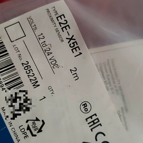 非标价全新原装接近传感器E2E-X5E1，2米线长，12到2议价