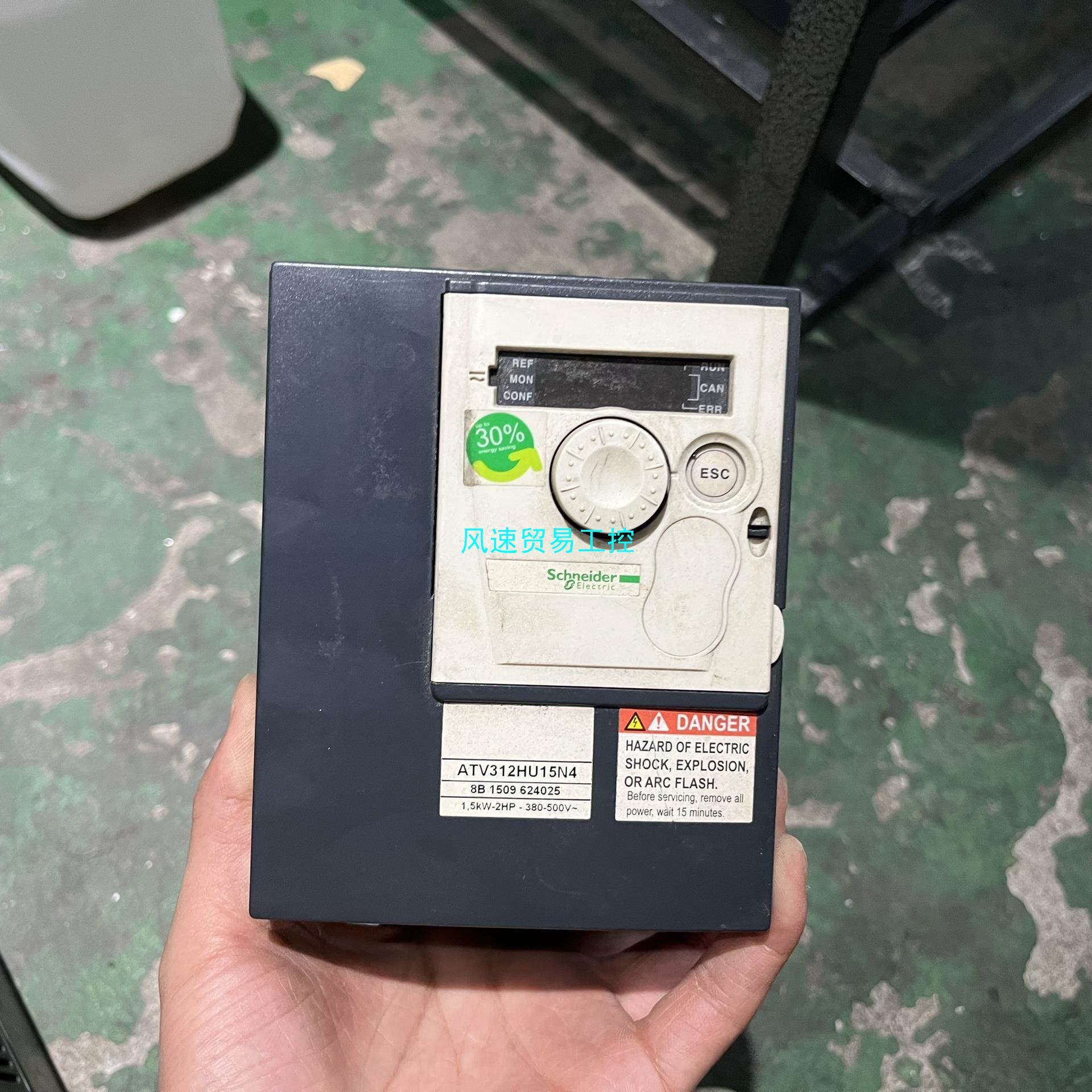 非标价施耐德变频器ATV312HU15N4 15KW 380V议价
