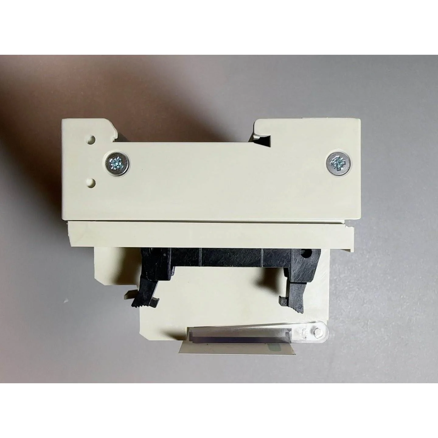 非标价施耐德全新原装ABE7 H16R23，数量3个，单价521.议价