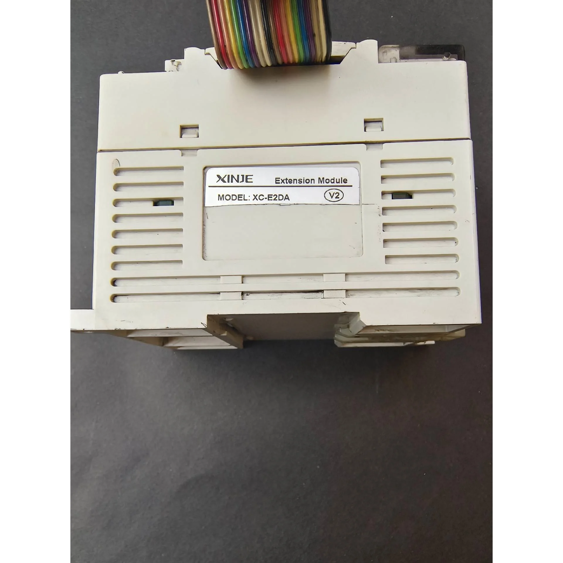 非标价信捷PLC，XC一E2DA。拆机剪线，功能正常。实物拍摄，有议