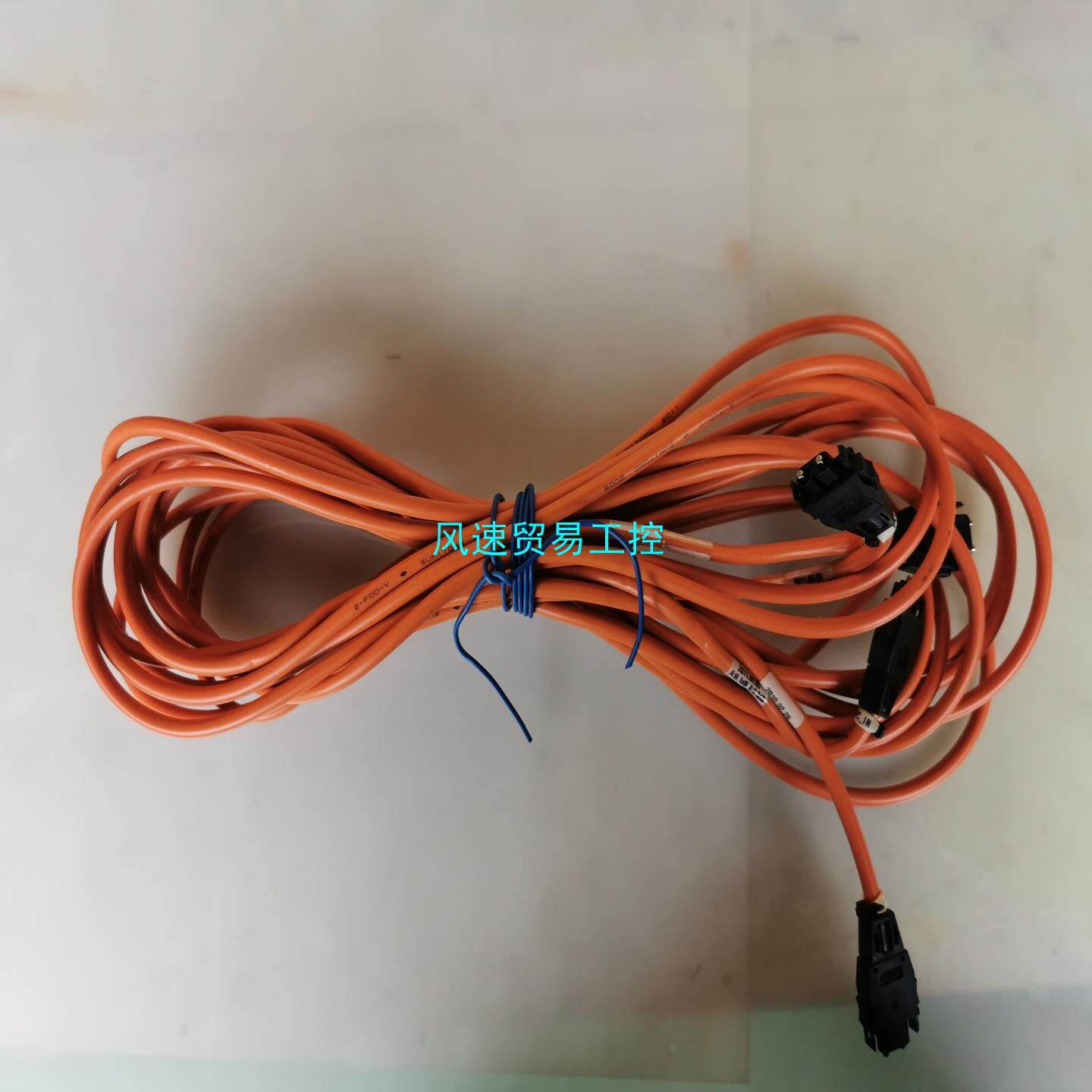 非标价原装三菱PLC通信光纤线2-FOD-V议价