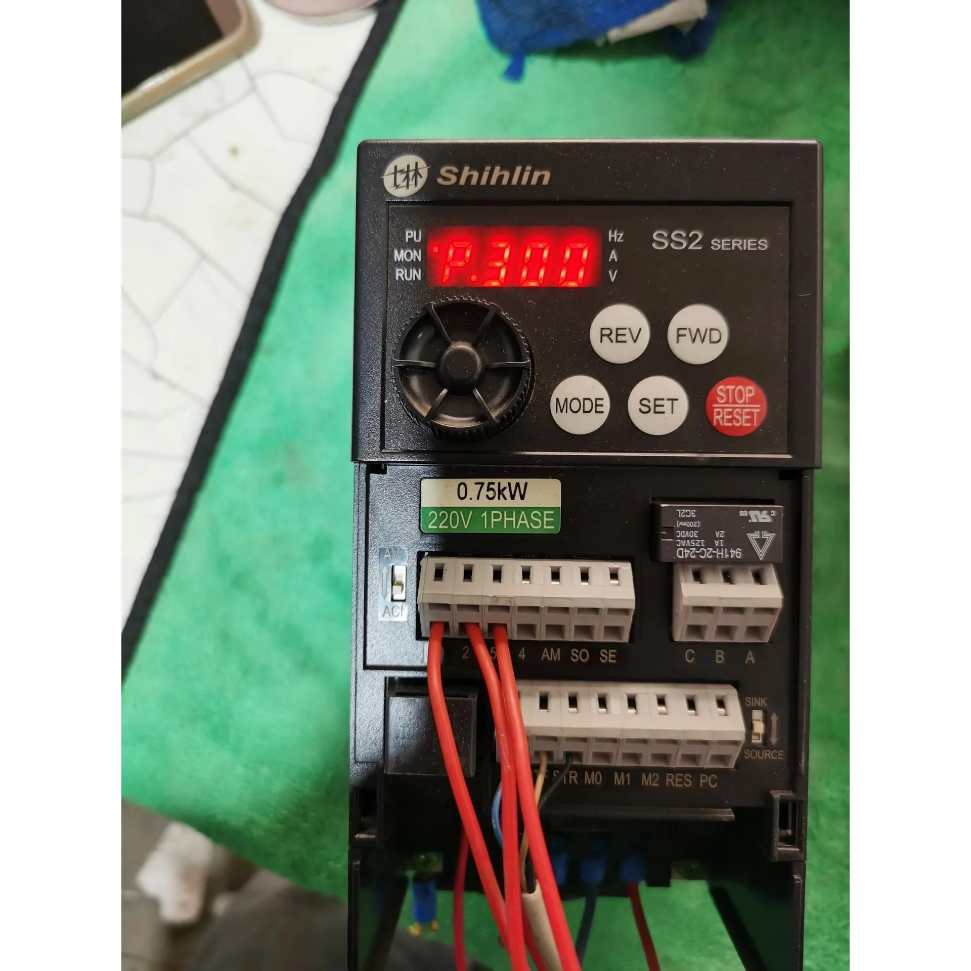 非标价士林变频器SS2系列，SS2-021-0.75K，220V单议价