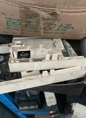 非标价通讯卡VW3A3201议价