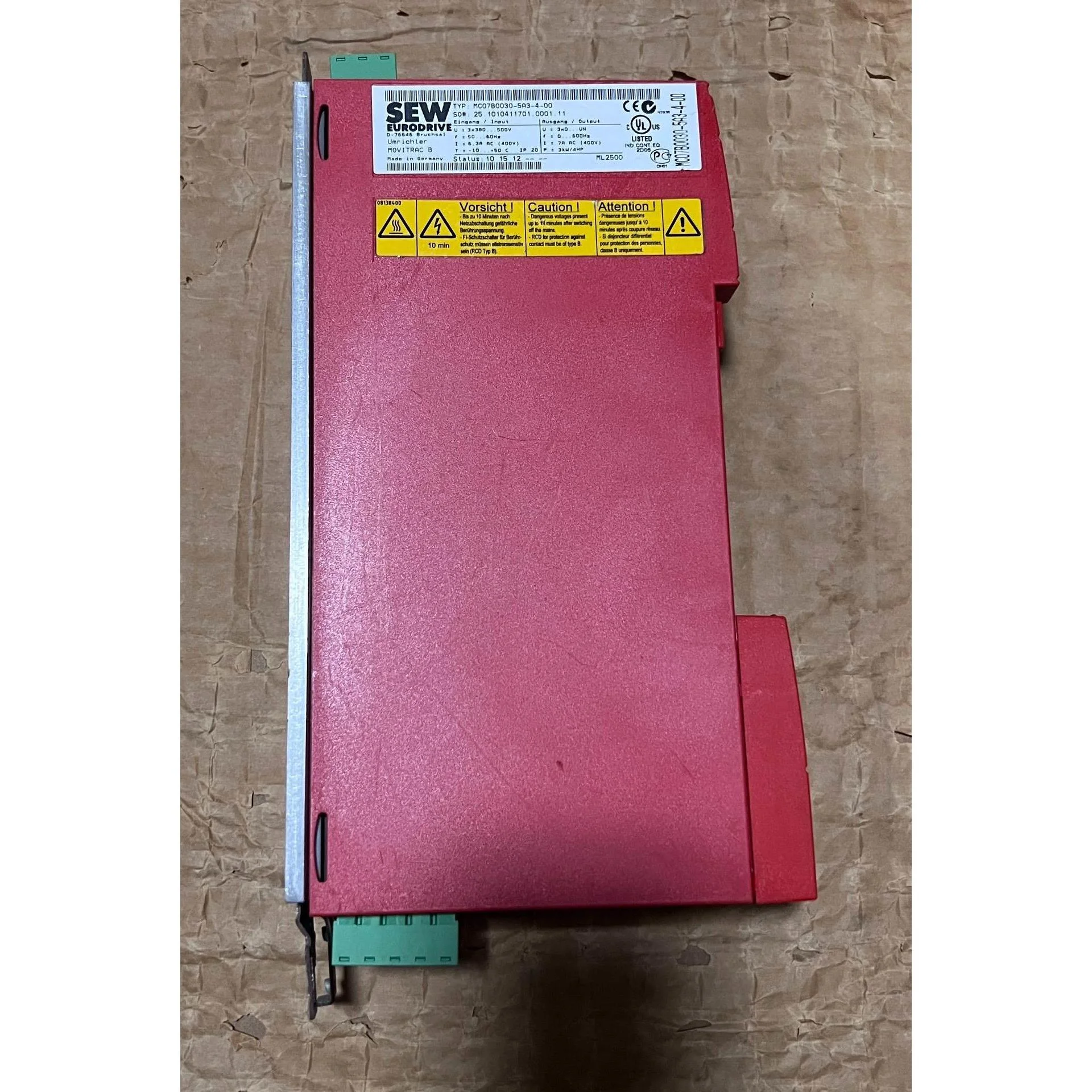 非标价SEW变频器 MC07B0030-5A3-4-00 功能包好议价