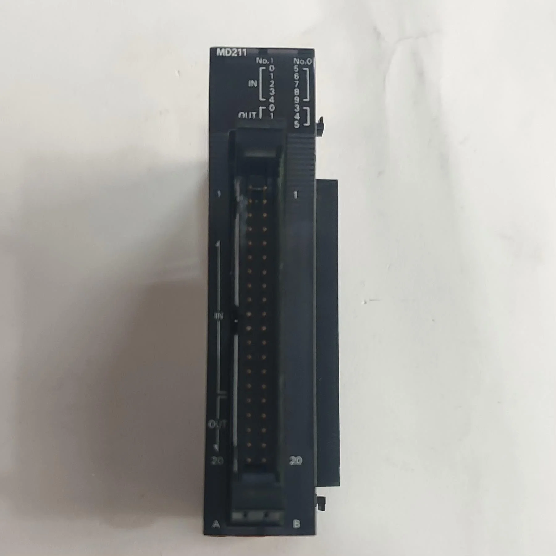 非标价CJ2M-MD211，欧姆龙PLC，二手拆机原装正品，成色新议价