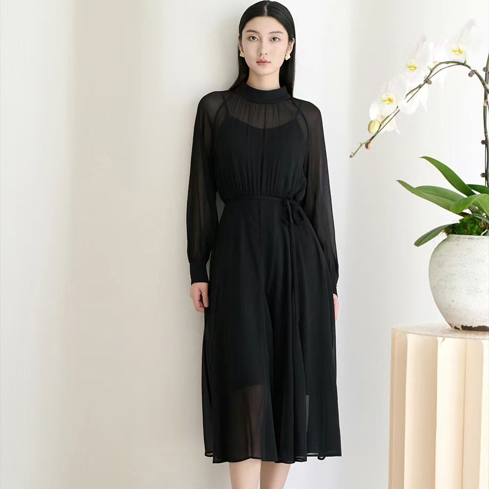 黑色中袖连衣裙女2024春夏新款高级感气质显瘦雪纺度假及脚踝长裙