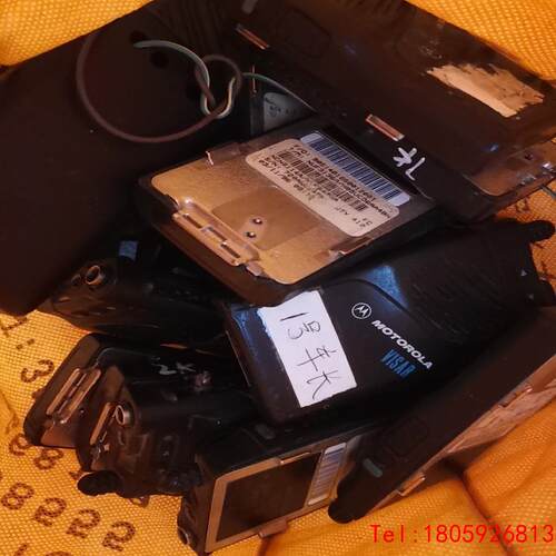 【非标价】Motorola visar 对讲机，能开机，有收发，不退不