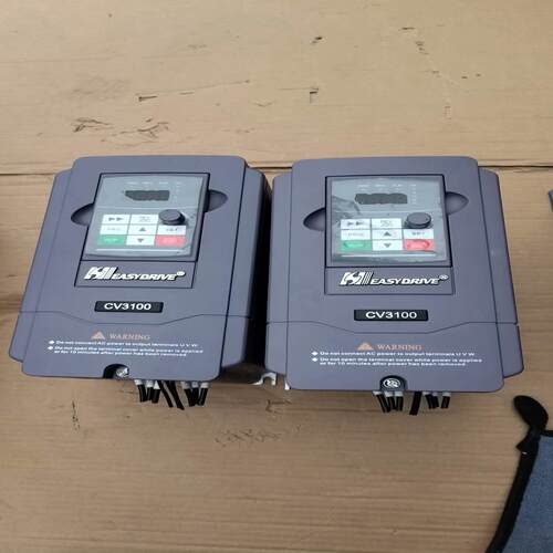 易驱变频器  4KW