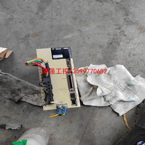【荣强工控】安川驱动器     SGDV-5R5A01A002000